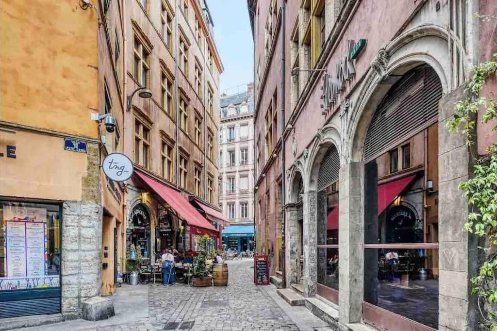 New / Belle Et Rebelle Avec Jacuzzi Apartamento Lyon